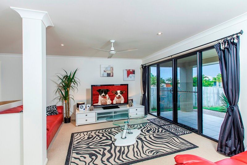 60 O'Reilly Drive, CALOUNDRA WEST, QLD 4551