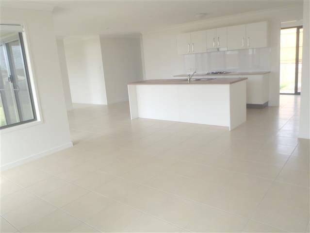 3 Kennedy Court, GLEN EDEN, QLD 4680