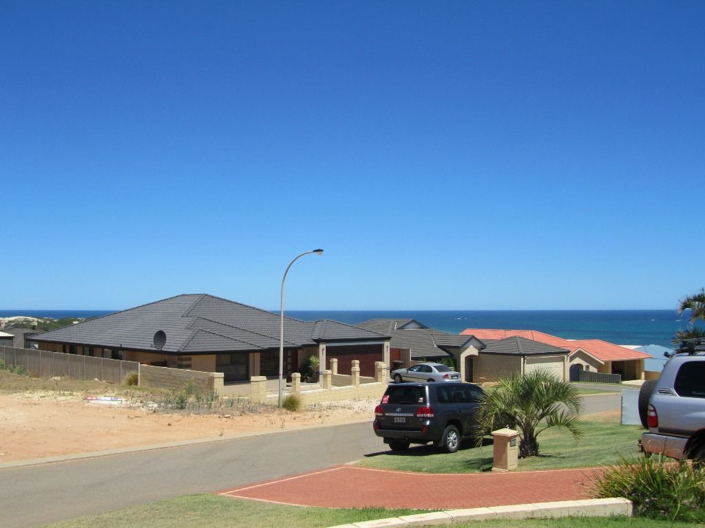 17 Basile Court, WANDINA, WA 6530
