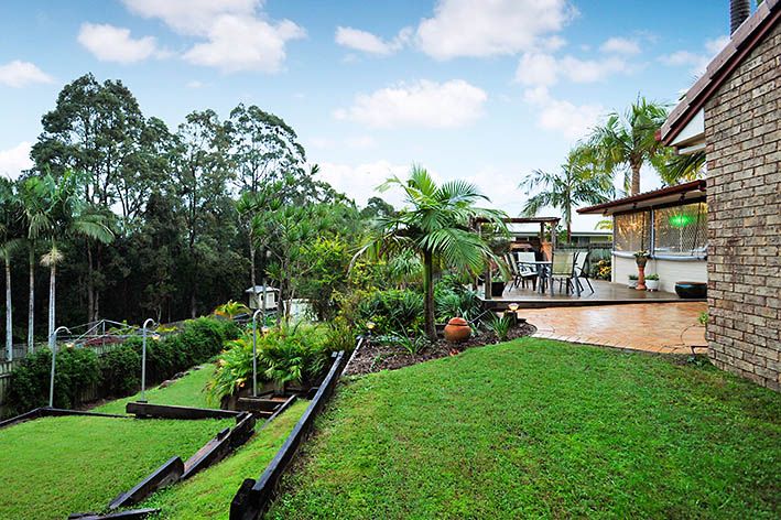 4 Samwhite Drive, BUDERIM, QLD 4556