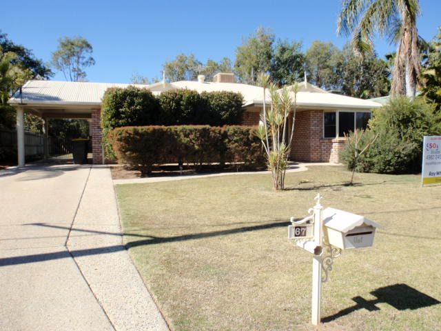 67 Staal Crescent, EMERALD, QLD 4720