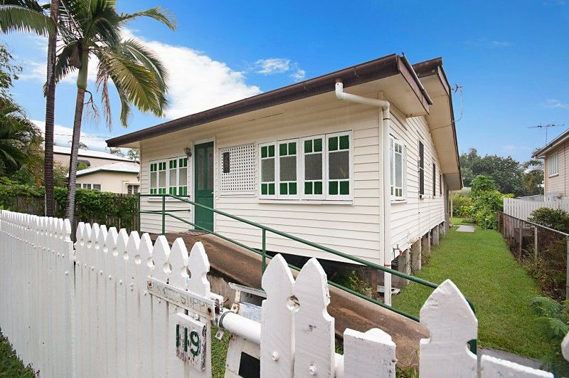 119 Tully Street, SOUTH TOWNSVILLE QLD 4810