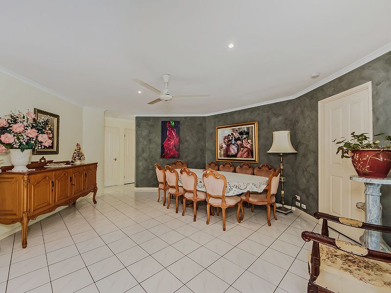 4 Grassmere Court, ROBINA, QLD 4226