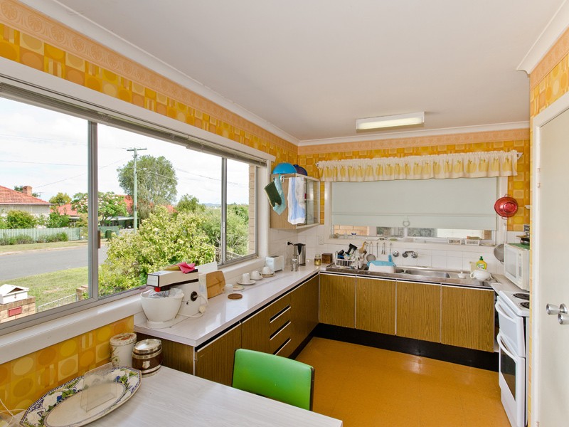 13 Hubbard Street, WAVELL HEIGHTS, QLD 4012