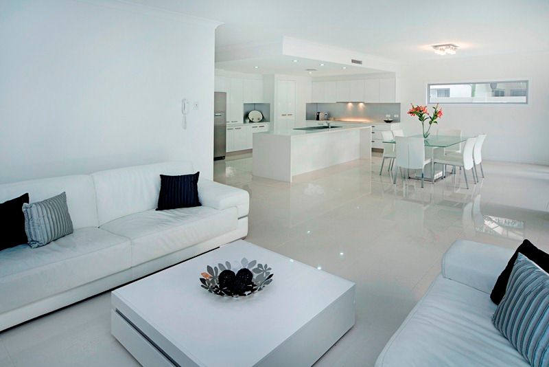 9112 Peter Senior Drive, HOPE ISLAND, QLD 4212