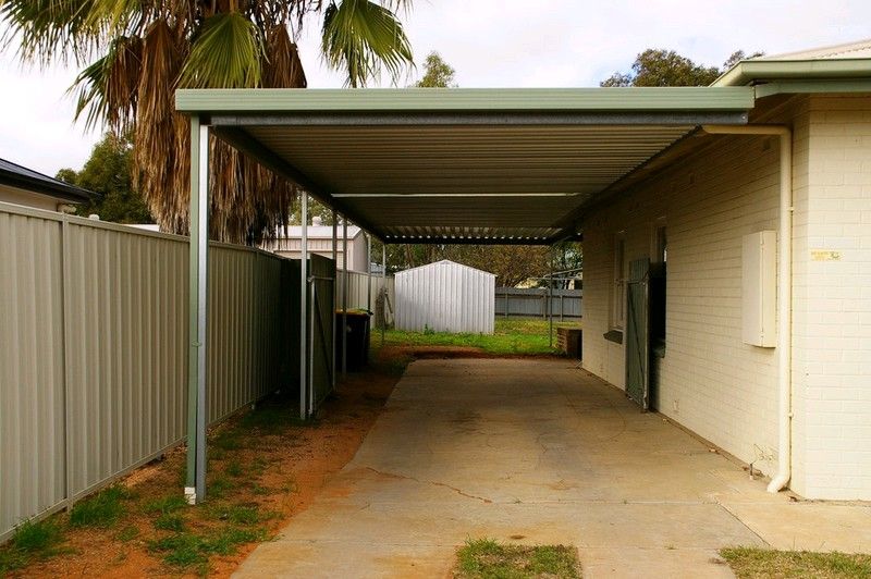 11 Hopkins Street, RENMARK, SA 5341