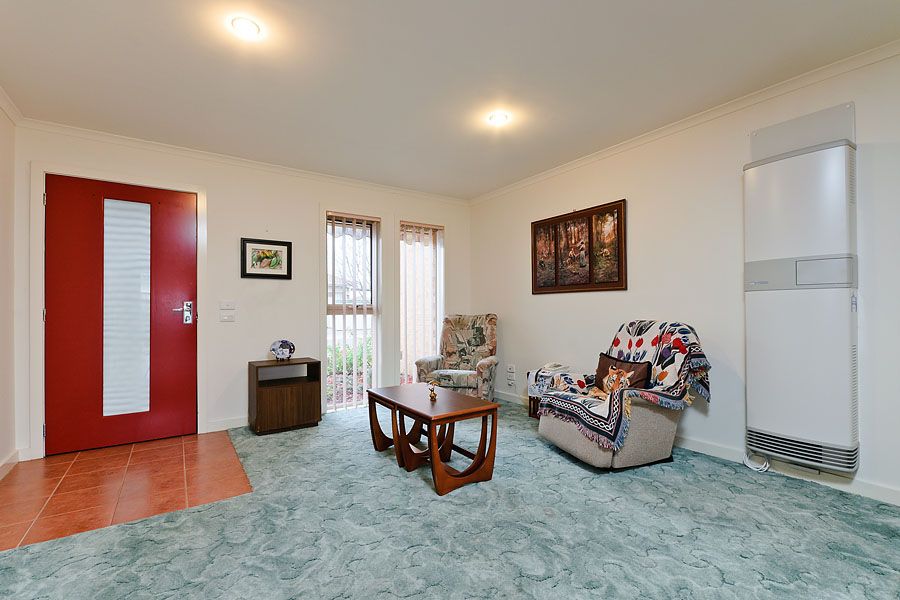 2A Wedgewood Road, ROXBURGH PARK, VIC 3064