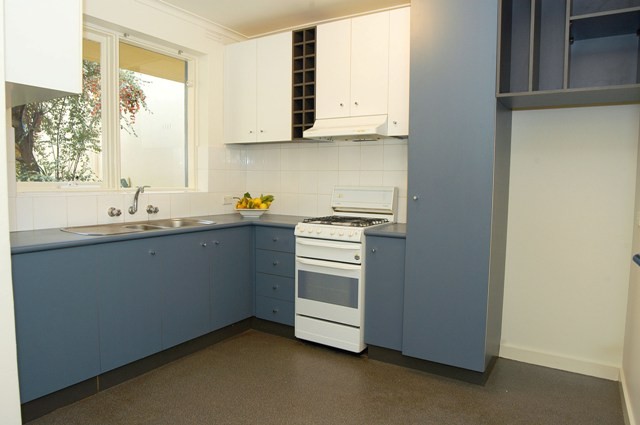 2/9 Wyuna Road, CAULFIELD NORTH, VIC 3161