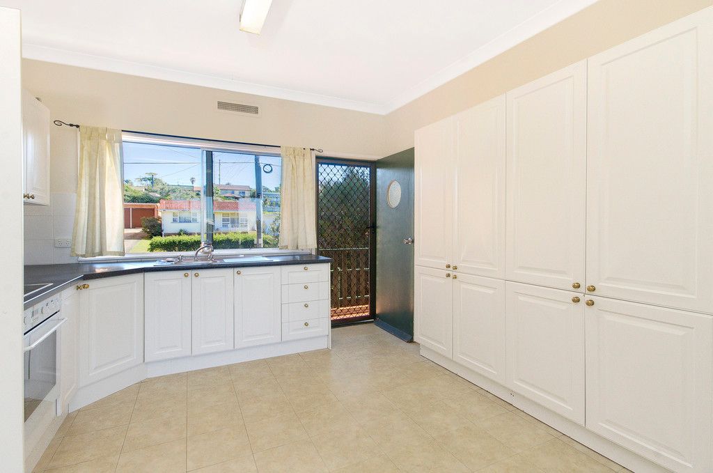 86 Kiarama Avenue, KIAMA DOWNS, NSW 2533