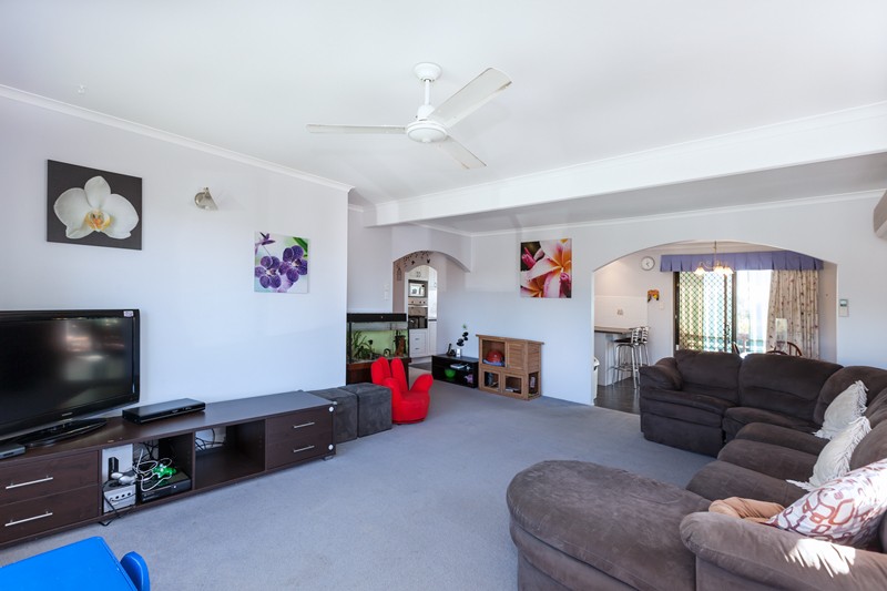 19 Dalhousie Court, ROCHEDALE SOUTH, QLD 4123