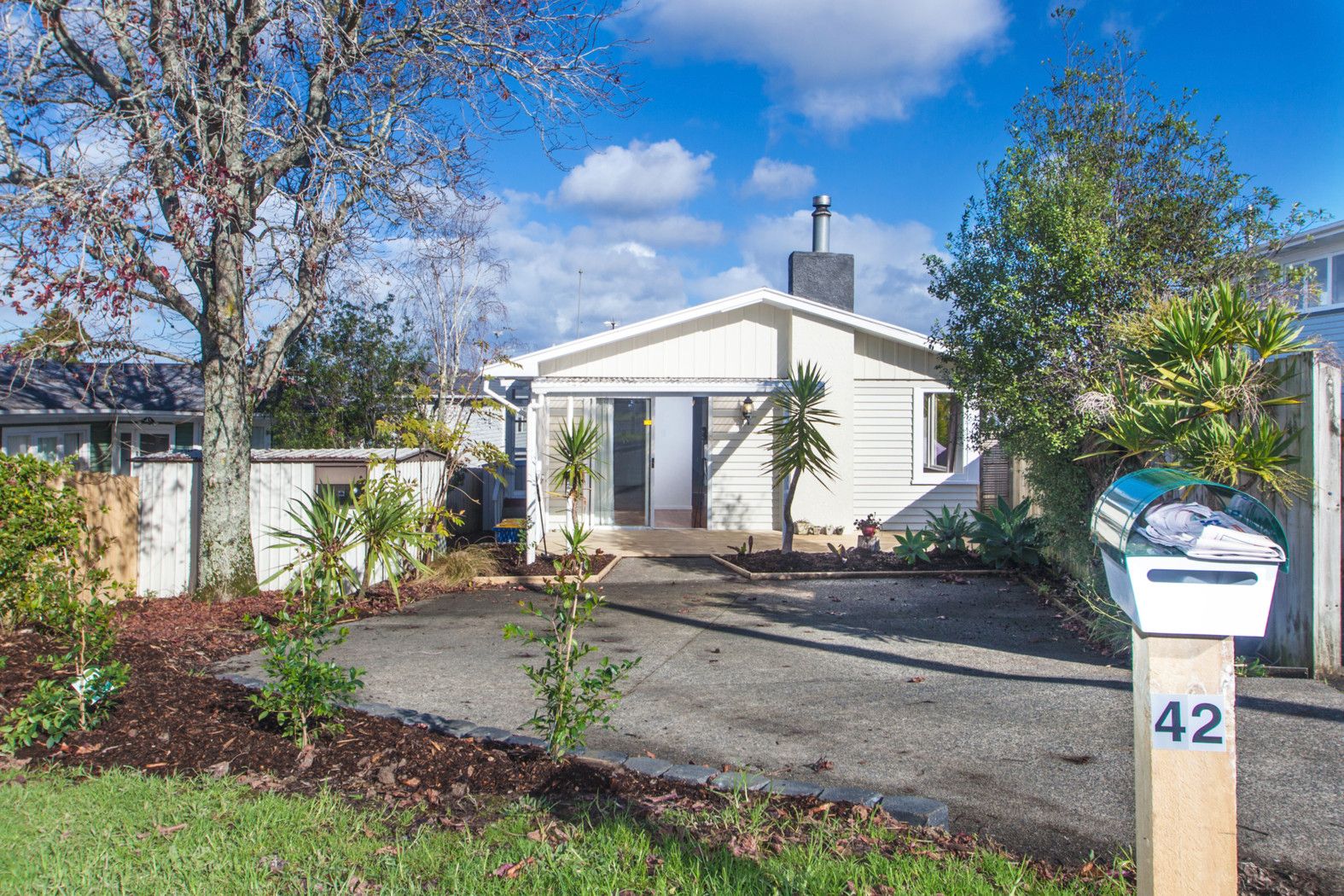 1/42 Lyttelton Avenue, FORREST HILL, North Shore City