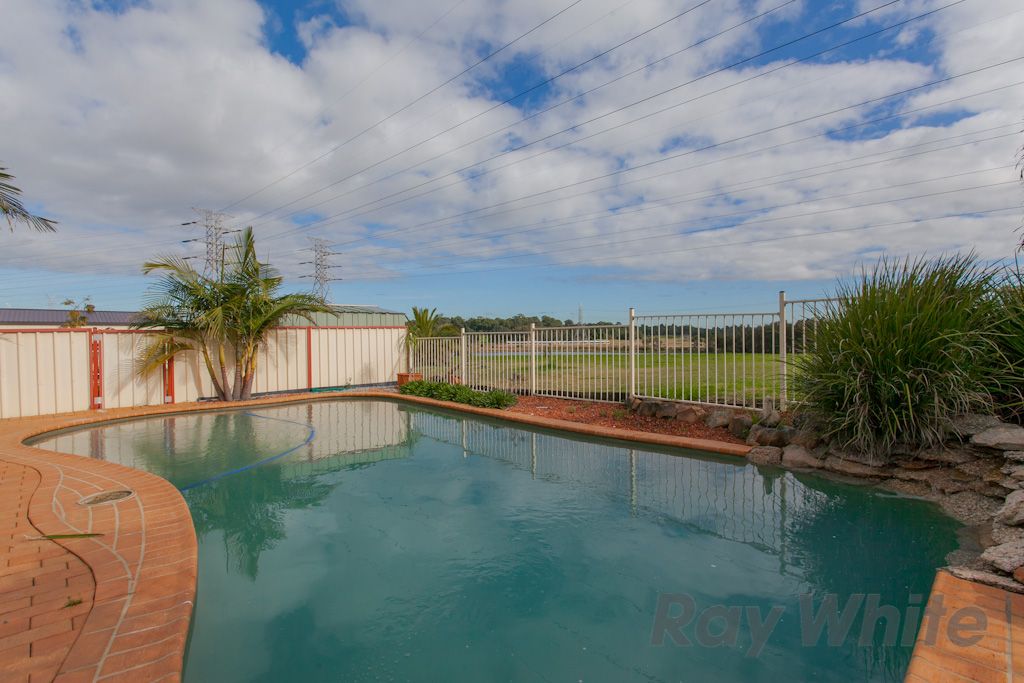 15 Decora Crescent, WARABROOK, NSW 2304