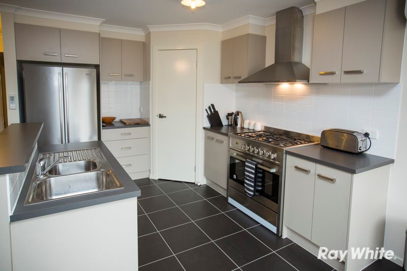25 Inspiration Circuit, PAKENHAM, VIC 3810