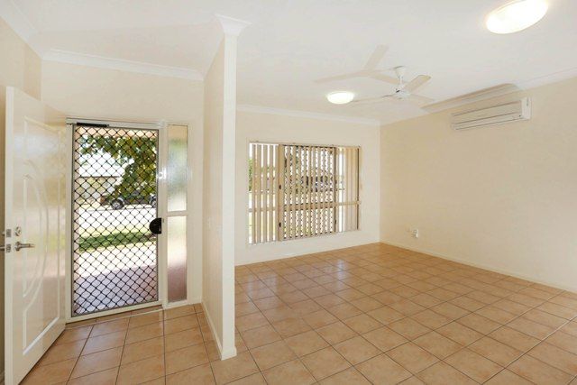 30 Lomond Street, KIRWAN, QLD 4817