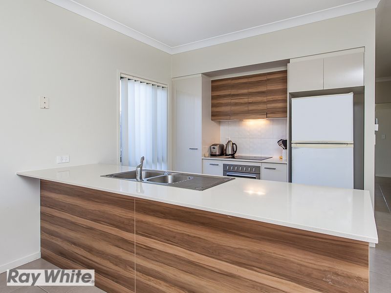 6 Cascades Street, NORTH LAKES, QLD 4509
