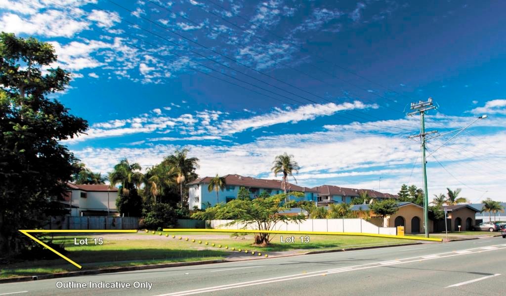 13 and 15 Hollywell Road, BIGGERA WATERS, QLD 4216