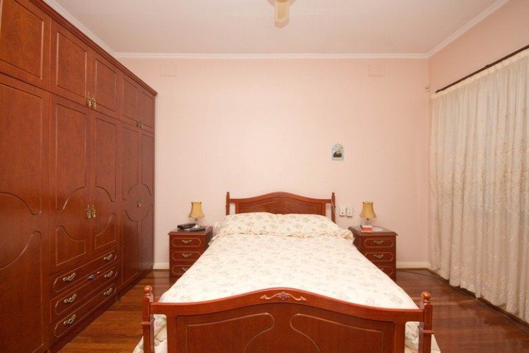 2 Price Weir Avenue, ALLENBY GARDENS, SA 5009