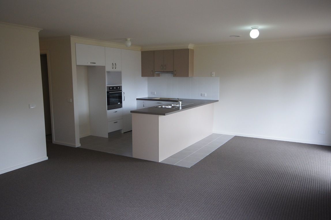 10/8 Flinders Road, LONGWARRY, VIC 3816