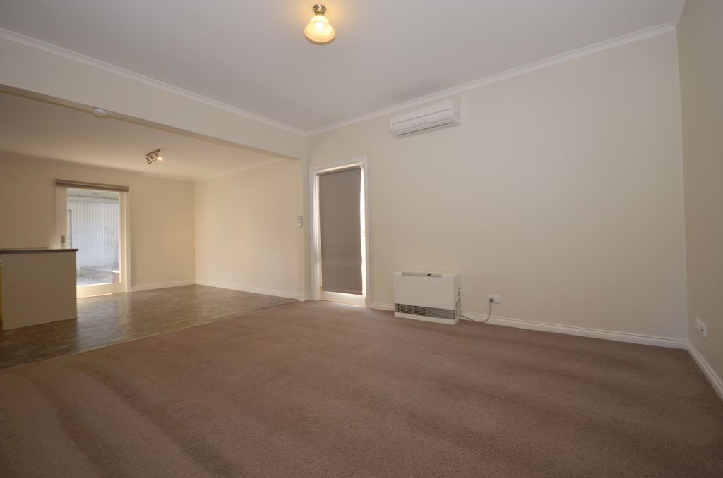 395 Humffray Street North, BROWN HILL, VIC 3350
