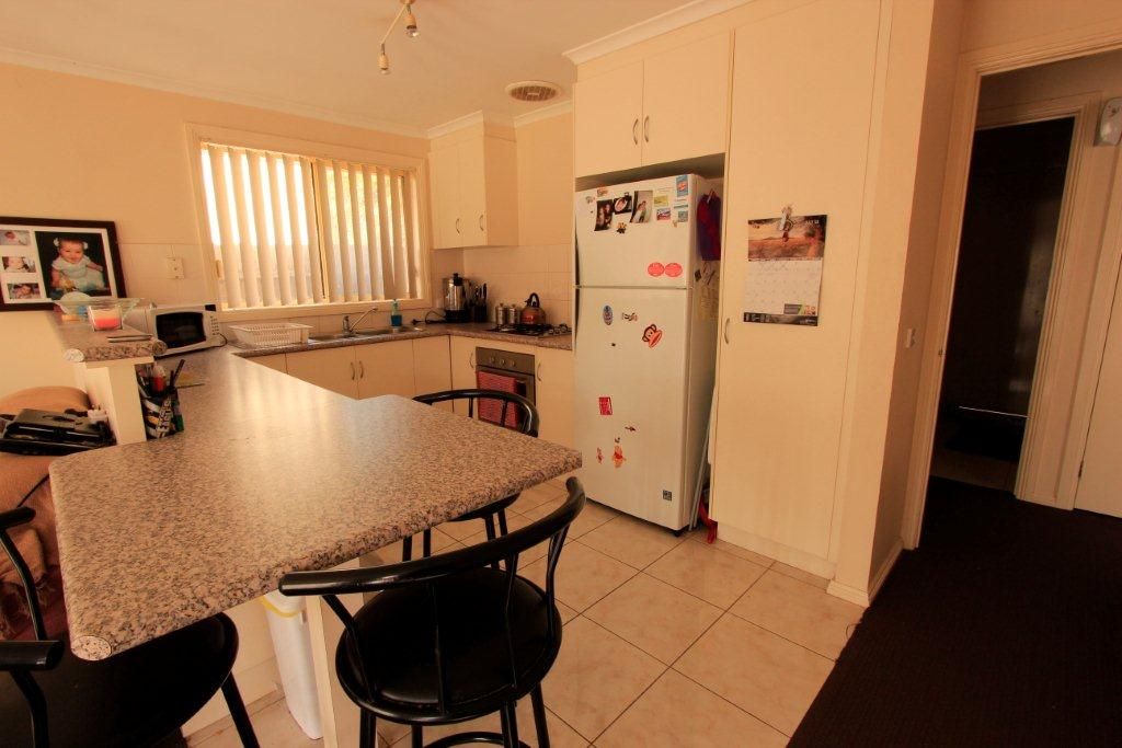 2/2 Glover Street, NEWCOMB, VIC 3219