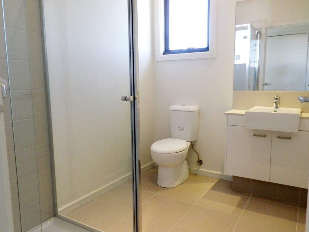 2/10 Alfred Street, NOBLE PARK, VIC 3174