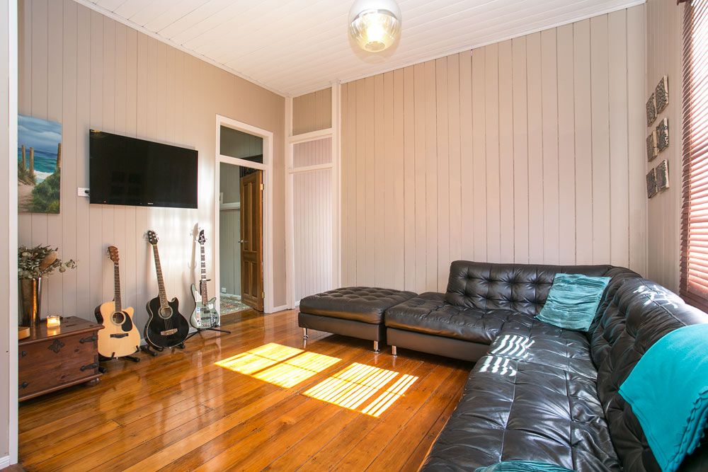 9 Golf Links Road, ROCKLEA, QLD 4106