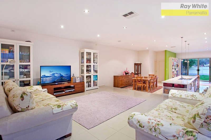 3 Binalong Road, PENDLE HILL, NSW 2145
