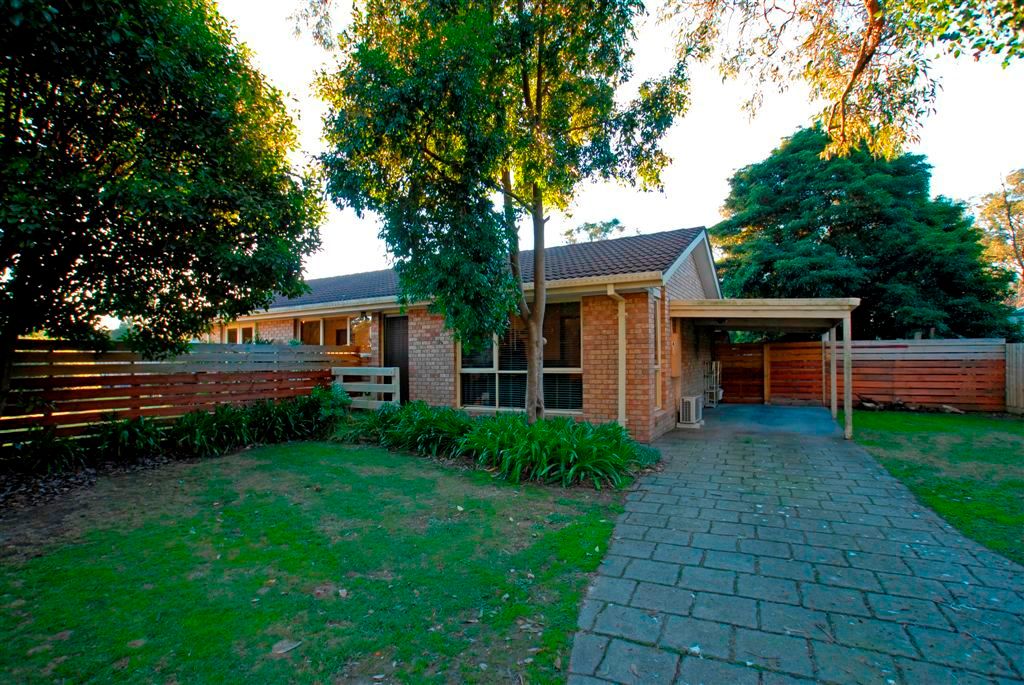62 Liverpool Road, KILSYTH VIC 3137