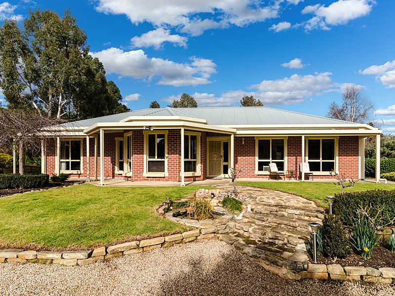 4 Duncan Crescent, MOUNT BARKER, SA 5251