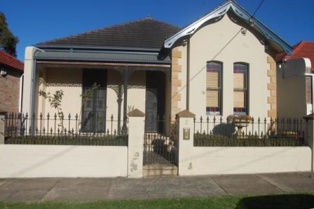 3 HAMPSTEAD Road, DULWICH HILL, NSW 2203