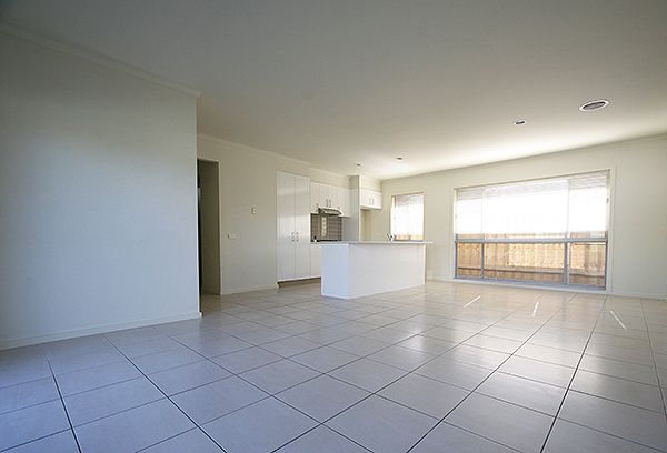 3/7 Amanda Drive, CARRUM DOWNS, VIC 3201