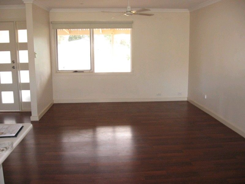 3 Tea Tree Crescent, RENMARK, SA 5341