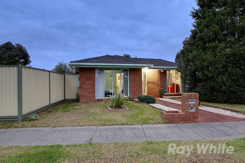4 Meadowview Court, FERNTREE GULLY, VIC 3156