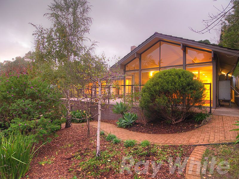 33 Monalta Drive, BELAIR SA 5052