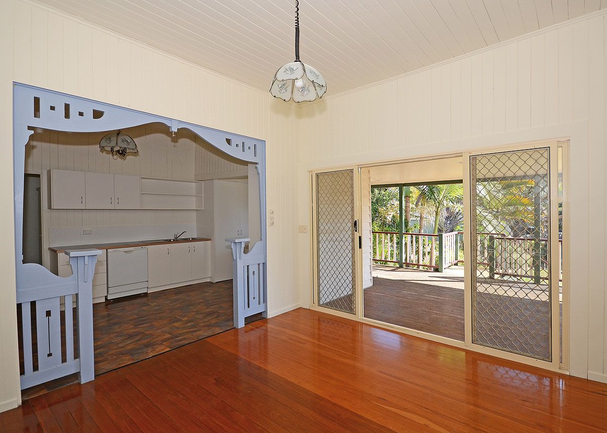 120 Cypress Street, TORQUAY, QLD 4655