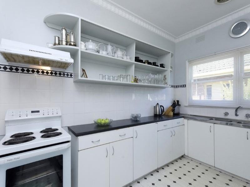 166 Wilsons Road, WHITTINGTON, VIC 3219