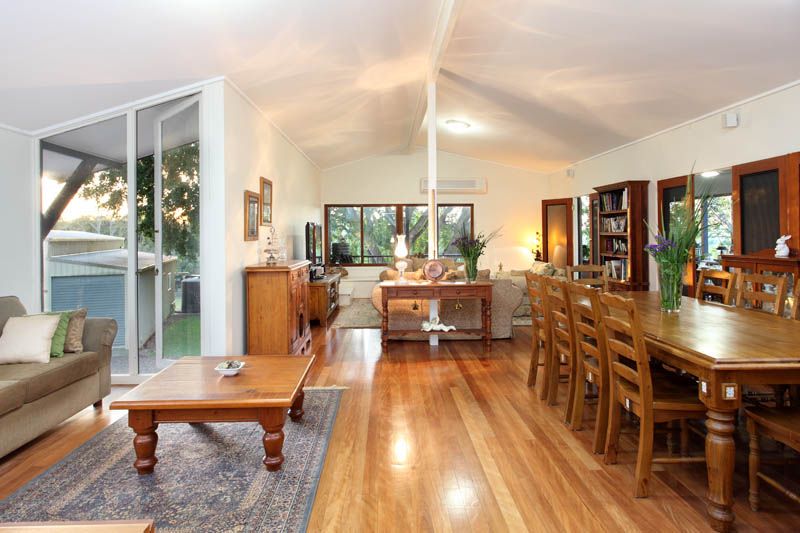 241 Graham Road, BRIDGEMAN DOWNS, QLD 4035