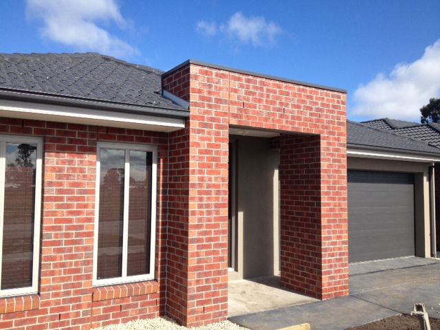 2 Flowerdale Court, MERNDA, VIC 3754