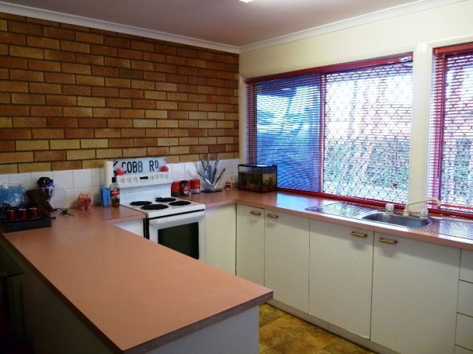 2/10 Wattle Road, ROTHWELL, QLD 4022