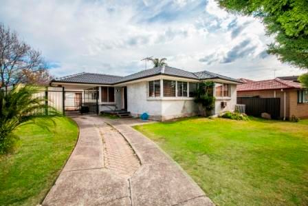 209 Cnr Burton and Victoria Street, WERRINGTON, NSW 2747