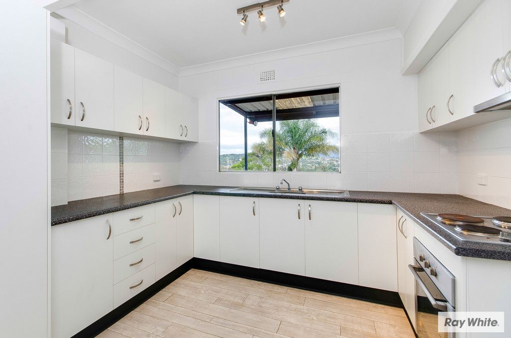 96 Tait Avenue, KANAHOOKA, NSW 2530