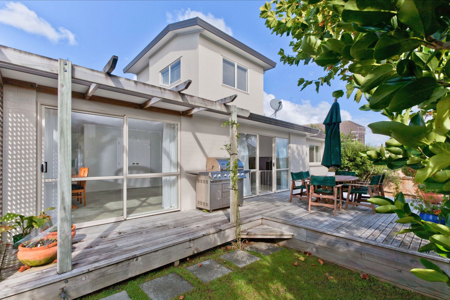 1/14 Clydesdale Avenue, Meadowlands, Auckland
