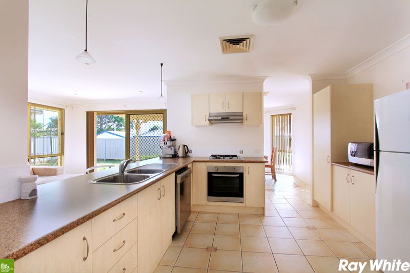 17 Lord Howe Avenue, SHELL COVE, NSW 2529