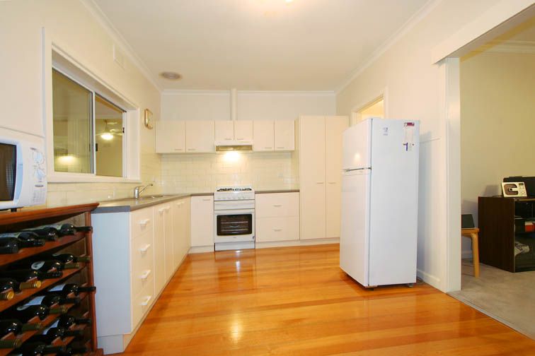 15 Daly Street, OAKLEIGH EAST, VIC 3166