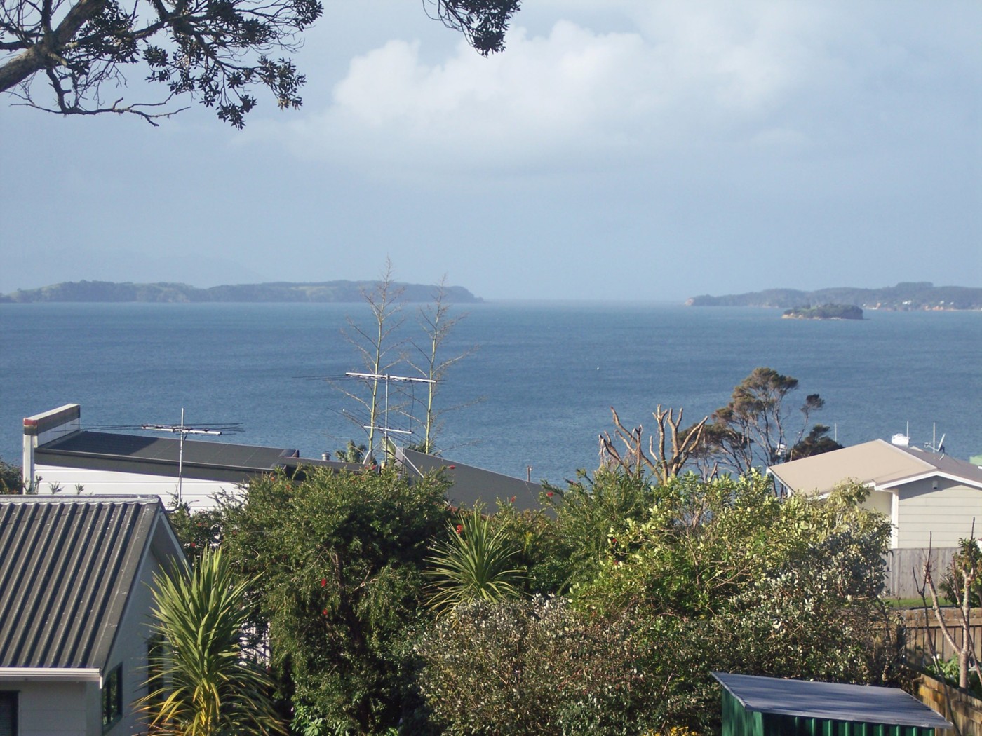 ALGIES BAY, Rodney