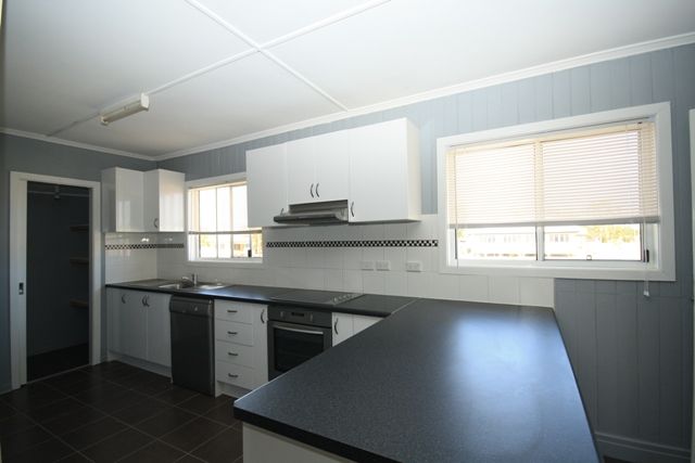 6 Lark Street, LONGREACH, QLD 4730