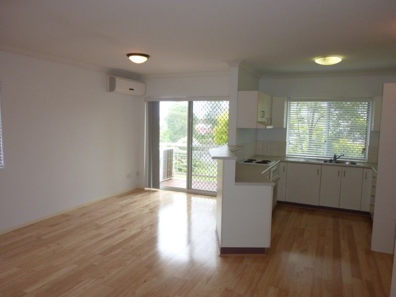 10/2 Surrey Street, NUNDAH, QLD 4012