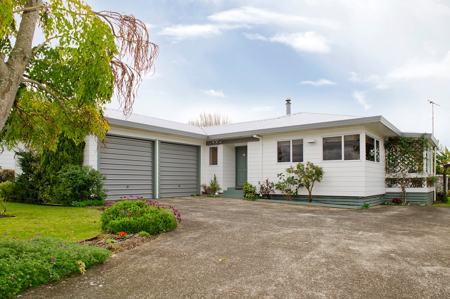 5 Whitby Avenue, WHITIANGA, Thames Coromandel District