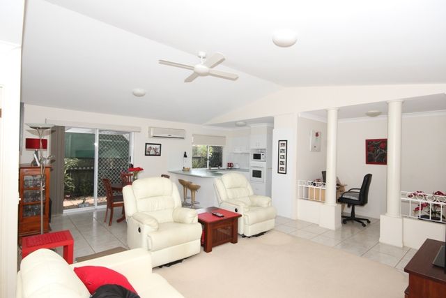 31 Firestone Drive, BANORA POINT NSW 2486