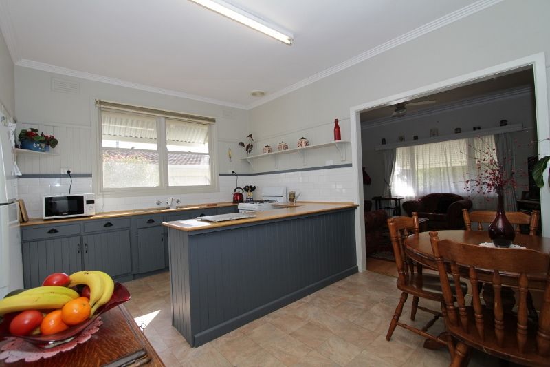 38 Barrell Street, CALIFORNIA GULLY, VIC 3556